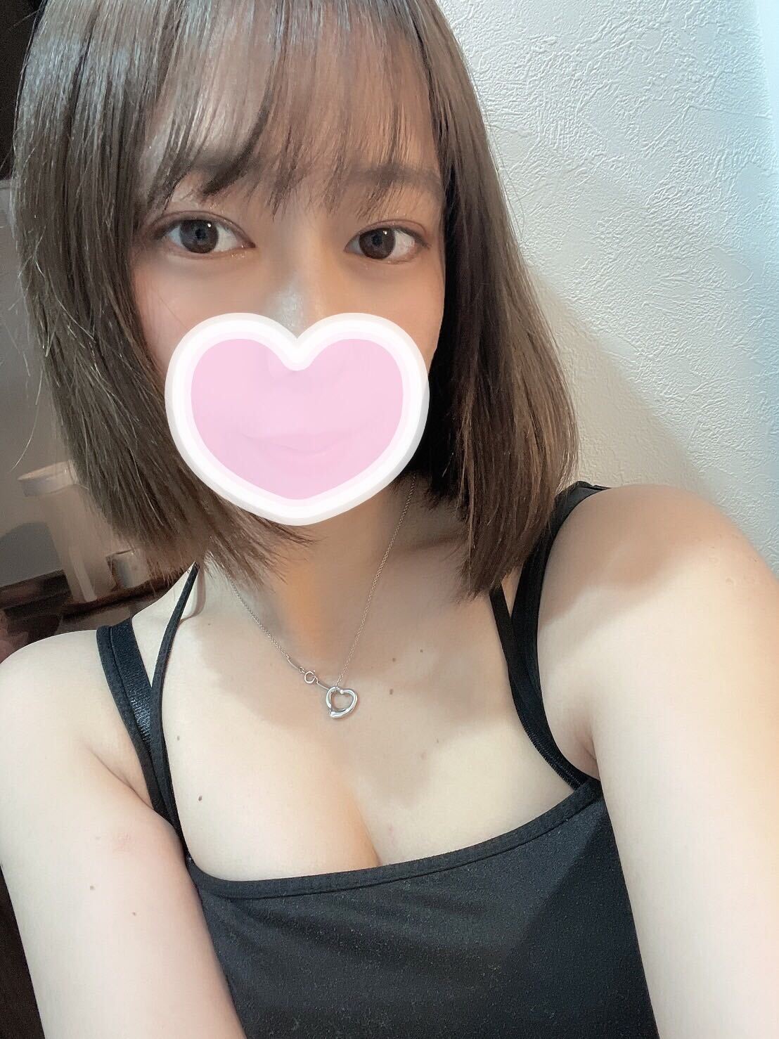 セラピスト しおん